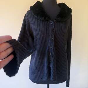 Vintage 90s First Issue Liz Claiborne Ribbed Knit Cardigan with Faux Fur Collar